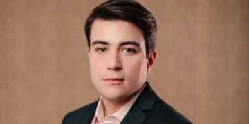 Dr. Eugênio Cabral desenvolve técnicas de rejuvenescimento e cria linha de produtos que retarda o envelhecimento