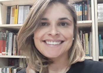 Professora cearense Rennata Feitosa lança livro sobre Teatro Comunitário na Cidade de Deus (RJ)