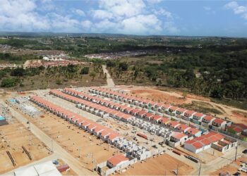 Olé Casas e Viana & Moura são referências no segmento de construção de casas populares no Nordeste