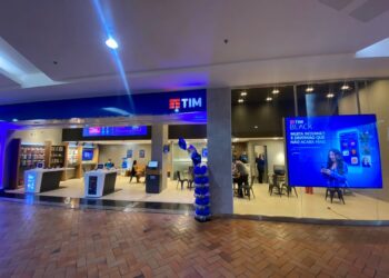 TIM começa 2022 abrindo loja digital e acessível em Fortaleza