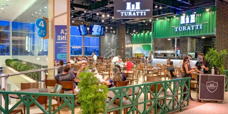 Com cardápio amplo e variado, Cervejaria Turatti oferta almoço executivo em todas as três unidades