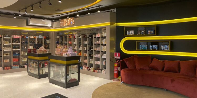 Le’Loyn Parfums lança campanha que conscientiza e perfuma