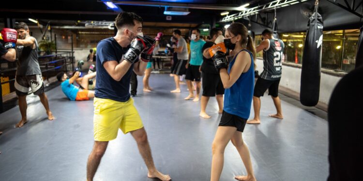 Em alta após luta de Whindersson x Popó, academias de Fortaleza registram alta na procura por aulas de boxe