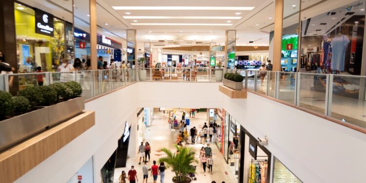 RioMar Kennedy oferece clube de descontos para pessoas idosas