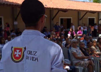 Projeto Cruz da Vida: grupo de médico realiza atendimentos em comunidade na periferia de Fortaleza