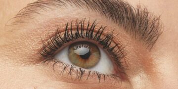 Scandallashes: máscara de cílios de Make B., do Boticário, promete 38 vezes mais volume, para expressão máxima do olhar