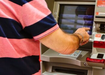 Banco24Horas disponibiliza compra de gift cards nos caixas eletrônicos