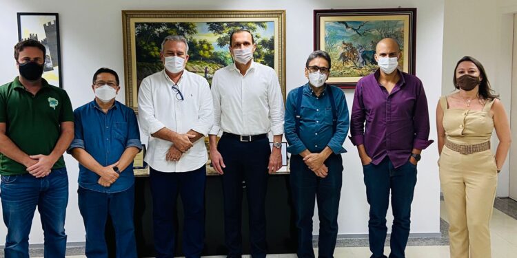 Faec busca parcerias de cooperação técnica com Sebrae