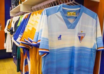 Loja Leão 1918 do Fortaleza Esporte Clube  é inaugurada no RioMar Fortaleza