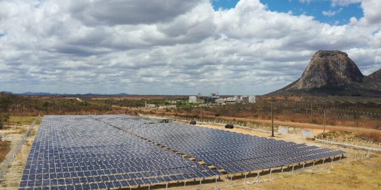 Unifametro gera 2,5 GWh de energia limpa por ano com painéis solares fotovoltaicos
