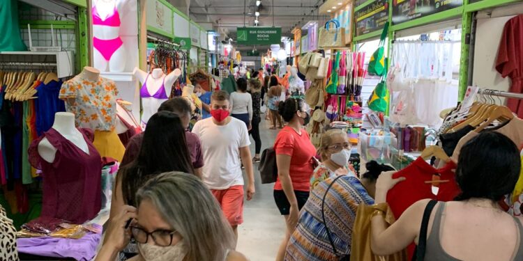 Centro Fashion Fortaleza realiza seu 7º bazar com descontos de até 70%