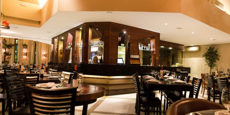 Restaurantes do Grupo Geppos anunciam programação musical para o feriado