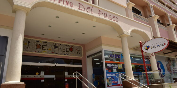 Shopping Del Paseo abre temporada de Páscoa com a chegada do Coelho Del