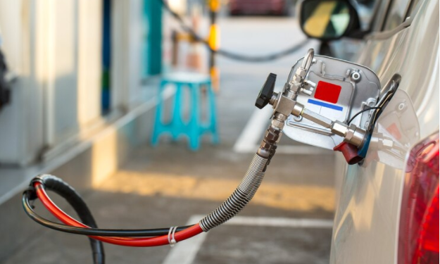 Sindipostos lista cuidados na hora de abastecer o veículo com GNV