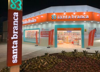 Rede de Farmácias Santa Branca expande e inaugura unidade no Eusébio 