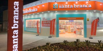 Rede de Farmácias Santa Branca expande e inaugura unidade no Eusébio 