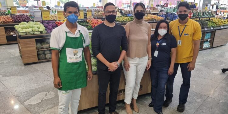 Rede Super Lagoa adota nebulizadores e hortaliças da Campo Ouro Verde em todas as suas unidades