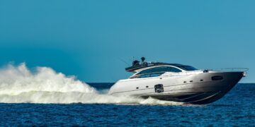 Localizada em Fortim, a marina Fortim Náutica potencializa busca de turistas e moradores por lanchas