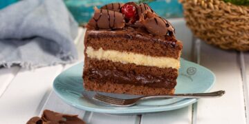 Coco e Ameixa são as frutas dos Bolos do Mês da Sodiê