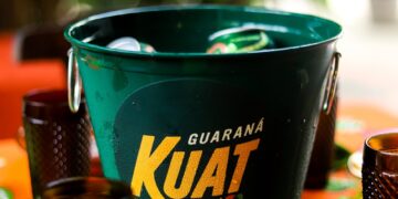 Ancestralidade, regionalidade e memória: Kuat celebra gastronomia brasileira com chef Carmem Virgínia