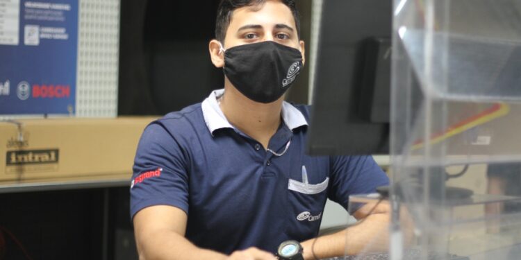 Grupo Carmehil disponibiliza 13 vagas em diferentes setores para atuação em Fortaleza 