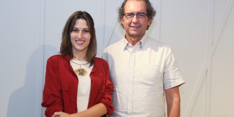 Brenda Rolim realiza seminário sobre tendências de luxo na arquitetura contemporânea com time do Origem Fortim