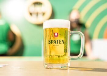 De Munique para o Brasil: Spaten será a nova cerveja oficial da 37ª Oktoberfest de Blumenau