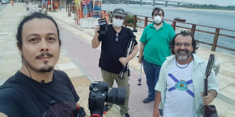 Pingo de Fortaleza faz show e lança clipe no aniversário de Fortaleza