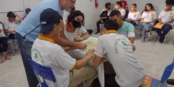 Jogo virtual orienta jovens cearenses sobre o momento ideal para ingressar no mercado de trabalho