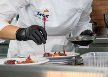 ESPAÇO MAYÚ EXPERIENCE PROMOVE OFICINAS    GRATUITAS NO DFB FESTIVAL 