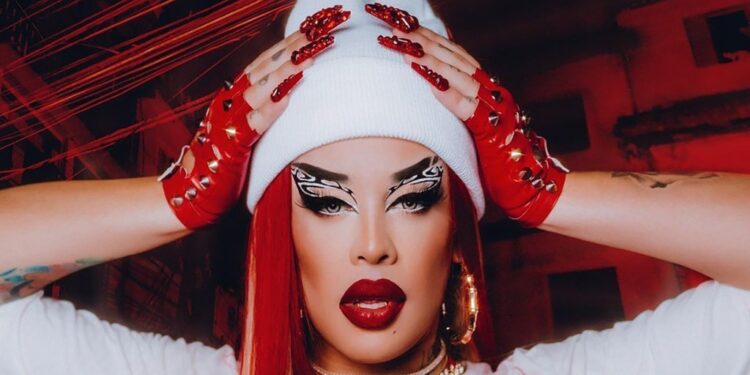 Uma das maiores artistas pop do país, Gloria Groove desembarca em Fortaleza em show exclusivo no Centro de Eventos