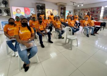 Mallory investe em iniciativas que promovem educação básica de colaboradores e familiares