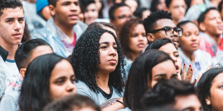 Instituto MRV apoia projeto Crie o Impossível que será transmitido ao vivo para 100 mil alunos em escolas públicas de todo o Brasil e reúne 10 mil em estádio de futebol