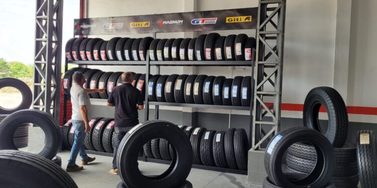 Magnum Tires lança novos modelos de pneus durante o Pneushow 2022