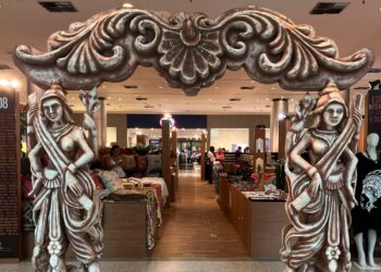 Última semana: exposição traz cultura e artigos de outros países para shopping de Fortaleza