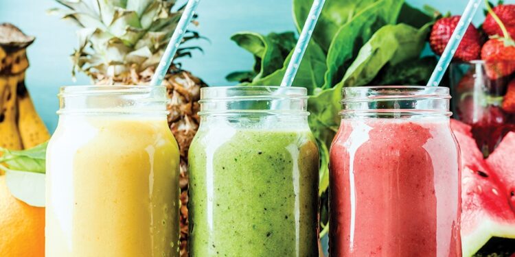 Suco da fruta melhora o humor, reduz o cansaço mental e promove diversos benefícios para a saúde