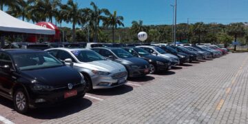 Feirões movimentam vendas de carros no final de semana