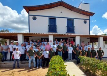 Sistema Faec/Senar quer dobrar produção de leite na região de Senador Pompeu