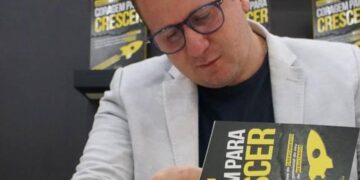 Autor de Best Seller, executivo Marcos Freitas  participa da Bienal Internacional do Livro de SP