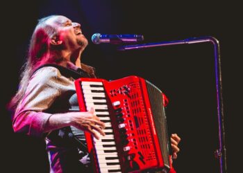 Dorgival Dantas e Mimi Rocha animam o público do Festival da Lagosta neste sábado (13)