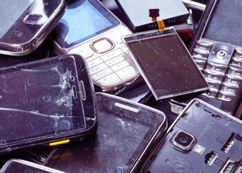 Lixo Eletrônico em condomínios: saiba por que é importante descartar corretamente