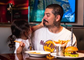 My Dad Rocks: American Breakfast com atração da Escola Duetos e condições especiais na Rock Shop