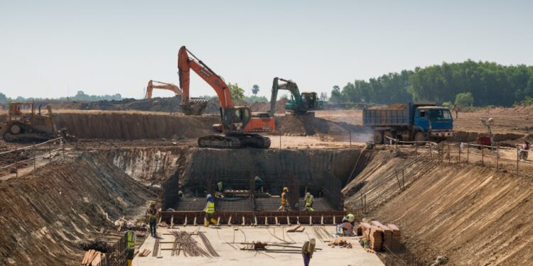 Trabalhadores da construção pesada conquistam reajuste salarial de 11,73% em Convenção Coletiva de Trabalho