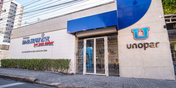Colégio Darwin se consagra como única escola de Fortaleza a receber o selo das Escolas Exponenciais