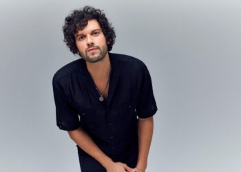 Davi Cartaxo divulga setlist do seu primeiro álbum ‘DAVI’, assinado pela Deckdisc