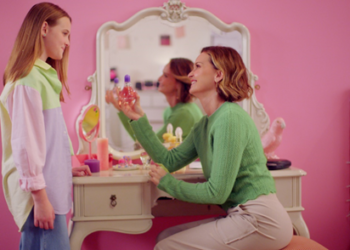 O Boticário transforma apelo de fãs por fragrâncias descontinuadas em homenagem e relança Ma Chérie, clássico dos anos 90