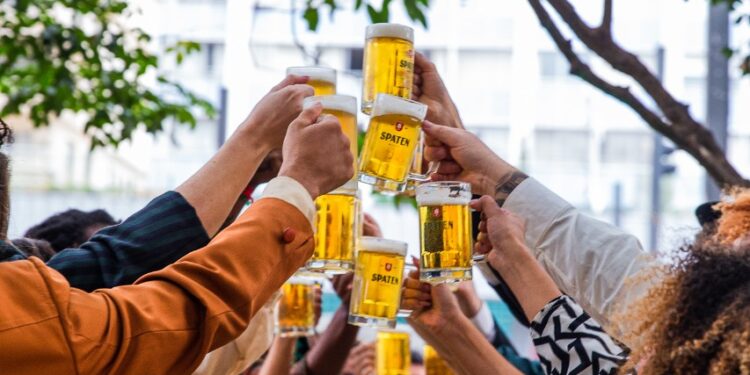 Spaten cria Circuito de Bares em Fortaleza e leva a Oktoberfest para além de Munique