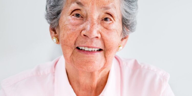 Dia do Idoso: atenção especializada é diferencial para promoção do bem-estar