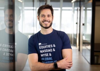 XP expande conta de investimentos internacional para 1 milhão de clientes