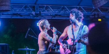 Edição de retomada do ‘Luau do Davi’ agitou o final de semana em Fortaleza